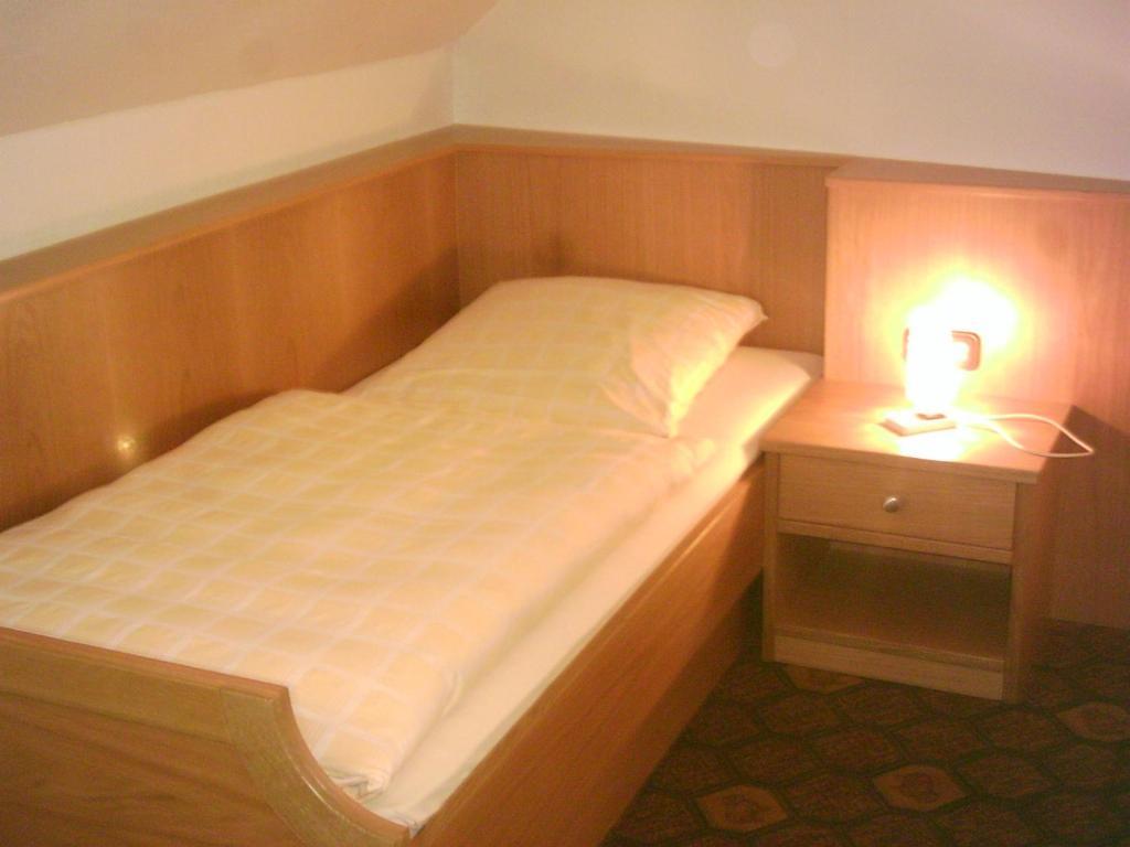 Hotel Rheinstein Rüdesheim am Rhein Δωμάτιο φωτογραφία