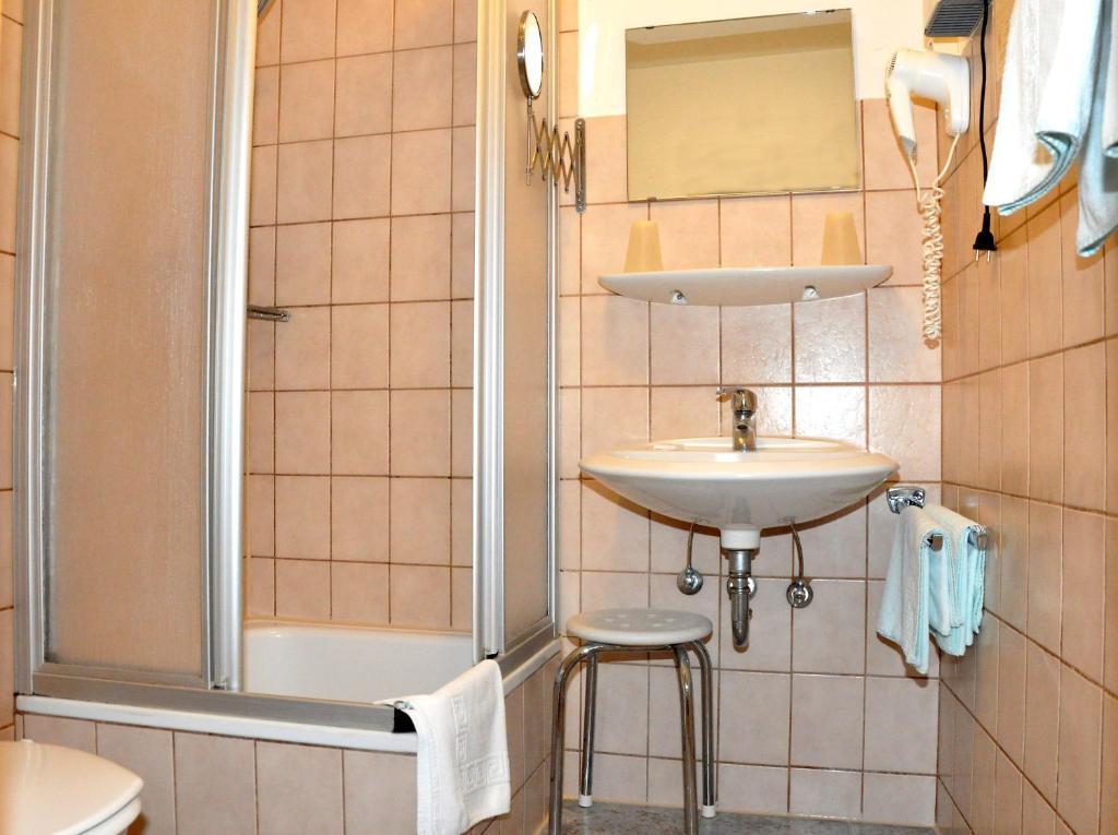 Hotel Rheinstein Rüdesheim am Rhein Δωμάτιο φωτογραφία